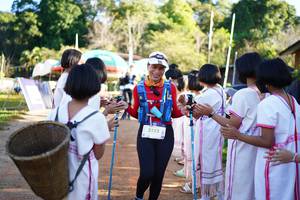 BIB: 3322
                            <button type="button" onclick="openModal(18984672)" class="btn btn-primary btn-sm float-right btn-popup" data-toggle="modal" data-target=".modal-high-quality">
                        <i class="fas fa-shopping-cart"></i> Add to Cart
                    </button>
                                            <button type="button" onclick="isThisMe(18984672, true)" class="btn btn-success btn-sm float-right btn-popup btn-isme hidden" data-toggle="tooltip" data-placement="bottom" title="นี่คือรูปของคุณใช่ไหม คลิกที่นี่เพื่อเอาเข้าอัลบั้ม">
                        <i class="fas fa-plus"></i> Add to album
                    </button>
                    <button type="button" onclick="isThisMe(18984672, false)" class="btn btn-warning btn-sm float-right btn-popup btn-isnotme hidden">
                        <i class="fas fa-ban"></i> Remove from album
                    </button>